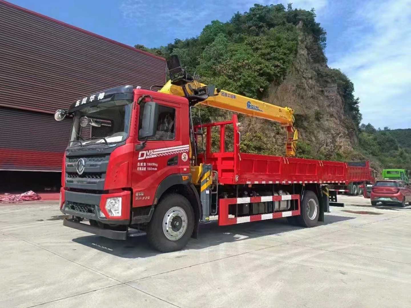 Cheap Price Truck Mounted Crane for Sale in China